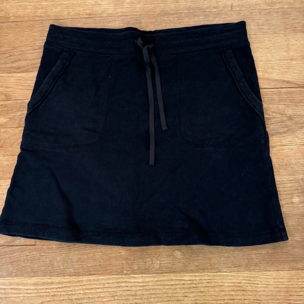 Loft black a-line mini skirt - juniors size small S
b32